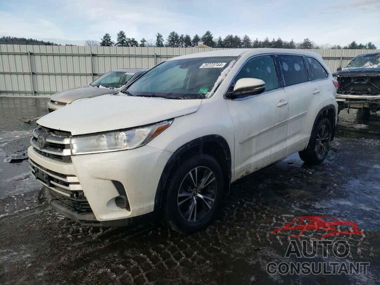 TOYOTA HIGHLANDER 2018 - 5TDBZRFH5JS881339