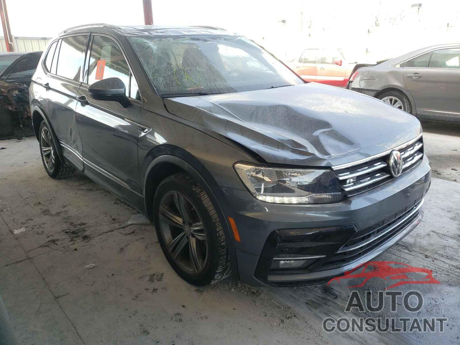 VOLKSWAGEN TIGUAN 2018 - 3VV3B7AX2JM202351