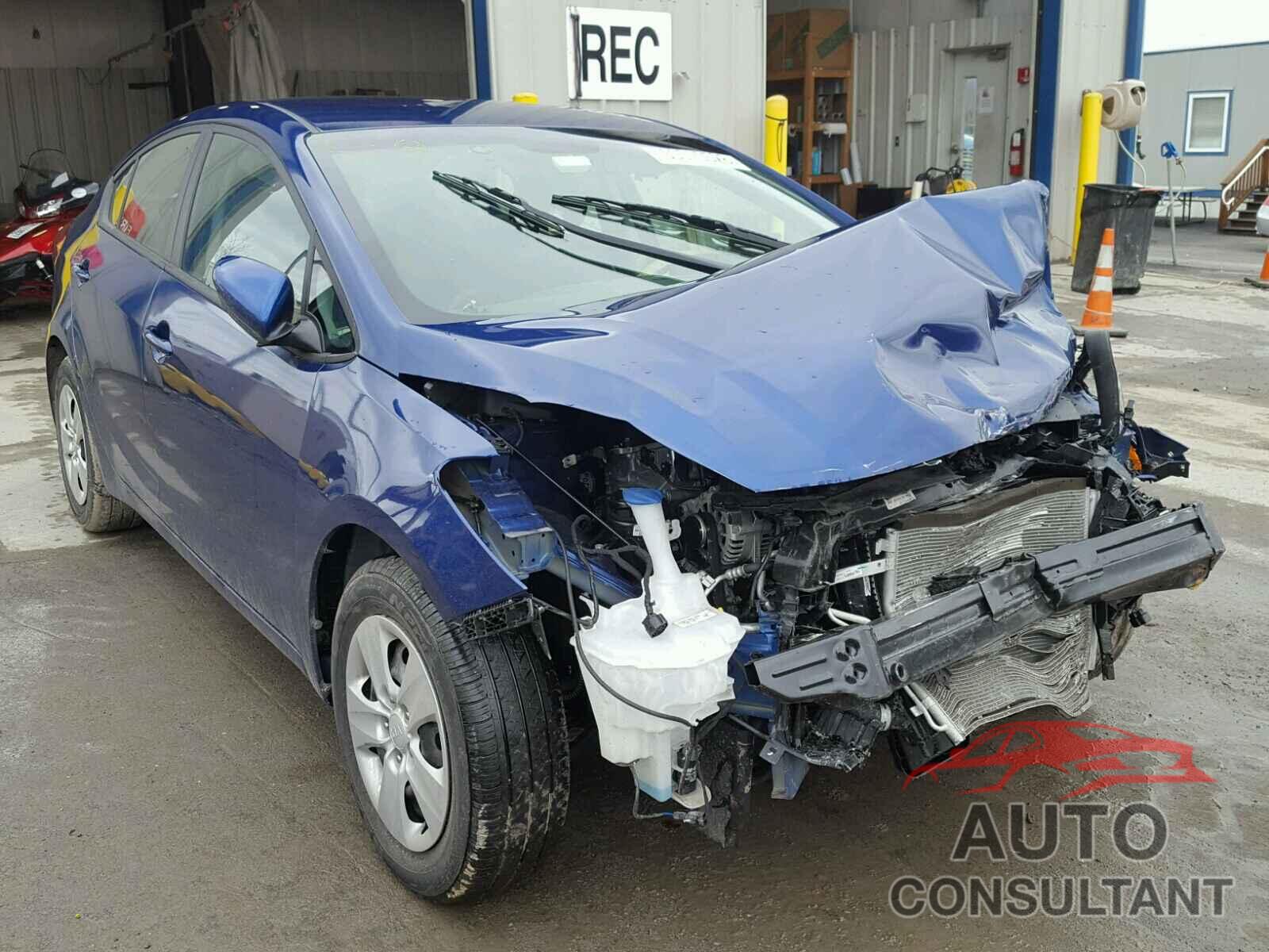 KIA FORTE 2017 - 3KPFK4A76HE156943