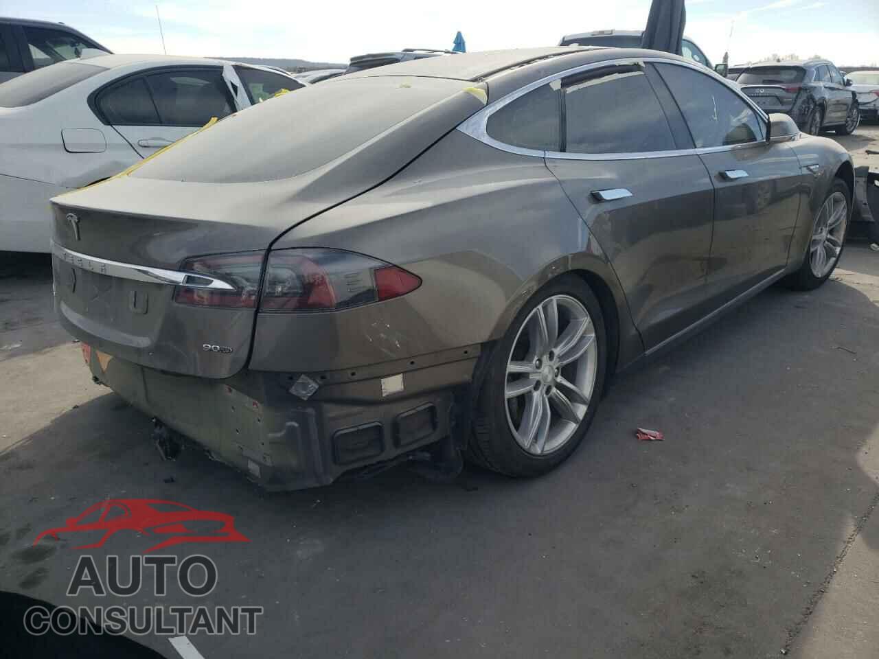 TESLA MODEL S 2016 - 5YJSA1E27GF121951