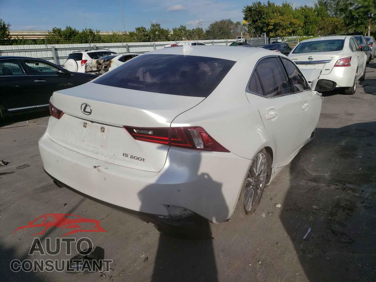 LEXUS IS 2016 - JTHBA1D2XG5080734