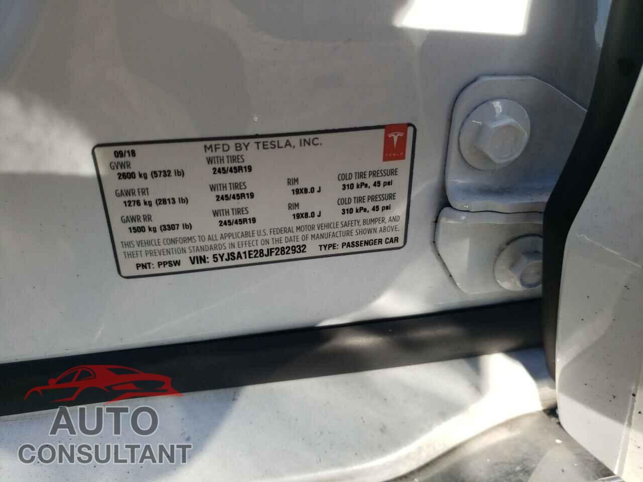 TESLA MODEL S 2018 - 5YJSA1E28JF282932