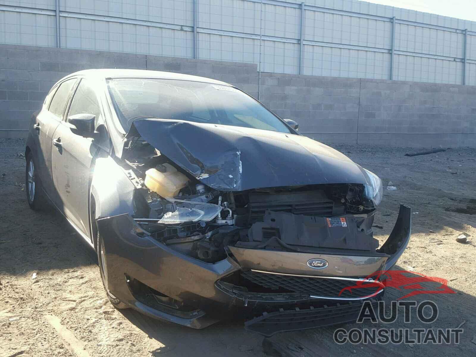 FORD FOCUS 2015 - 1FADP3K26FL281666
