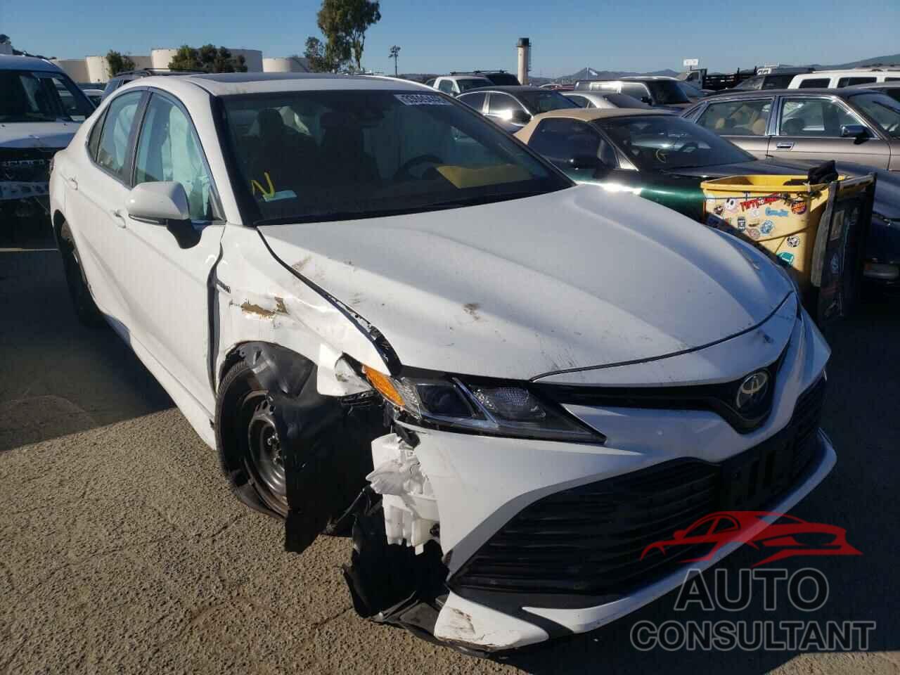 TOYOTA CAMRY 2020 - 4T1E31AK7LU010472