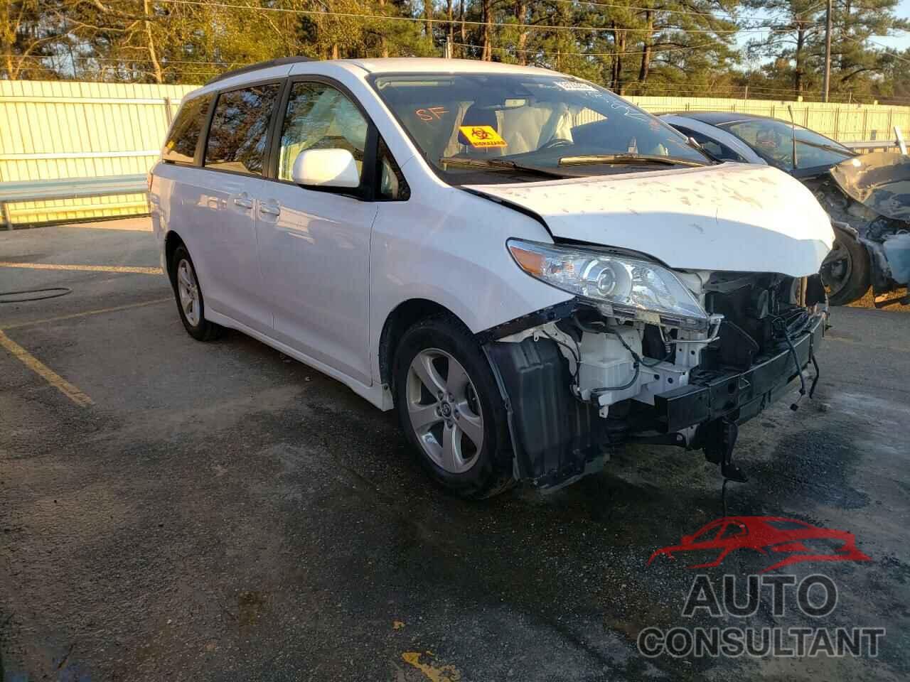 TOYOTA SIENNA 2018 - 5TDKZ3DC2JS901406