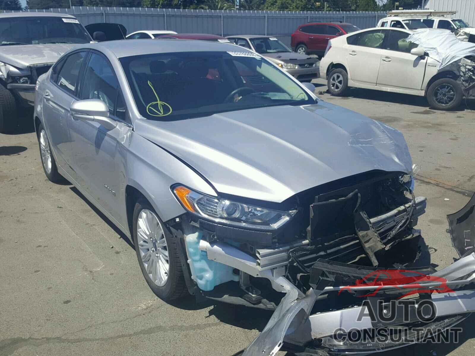 FORD FUSION 2015 - 3FA6P0LU8FR144639
