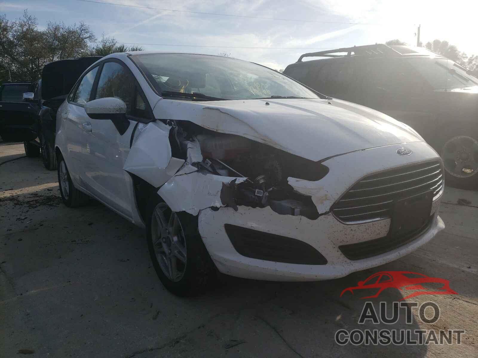 FORD FIESTA 2019 - 3FADP4BJ4KM104118
