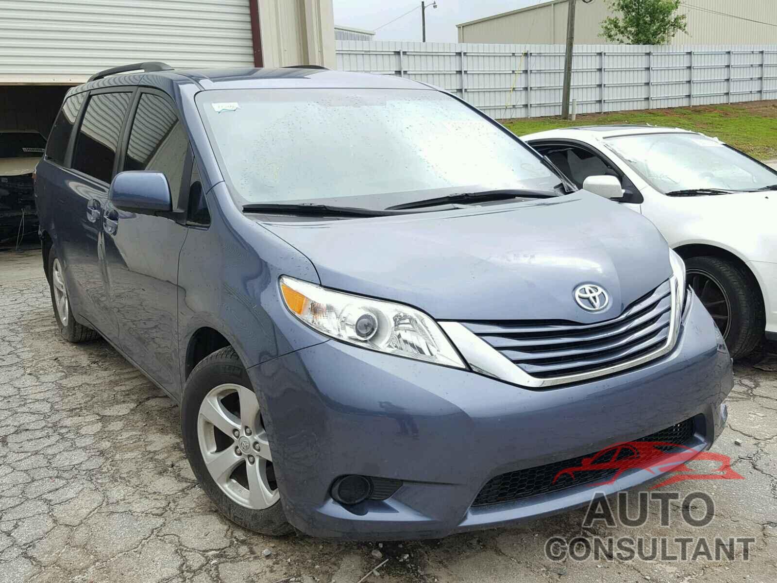 TOYOTA SIENNA 2017 - 5TDKZ3DC0HS827185