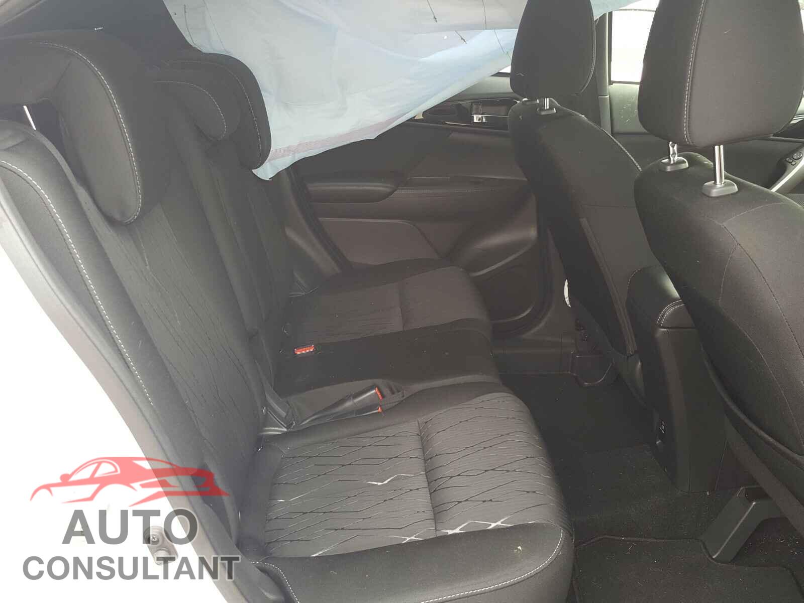 MITSUBISHI ECLIPSE 2019 - JA4AT5AA4KZ013844