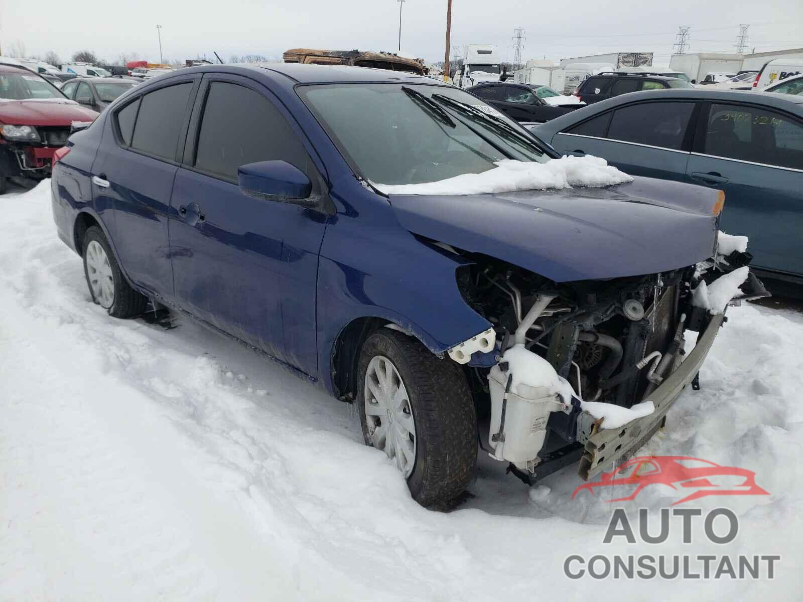 NISSAN VERSA 2018 - 3N1CN7AP6JL812364