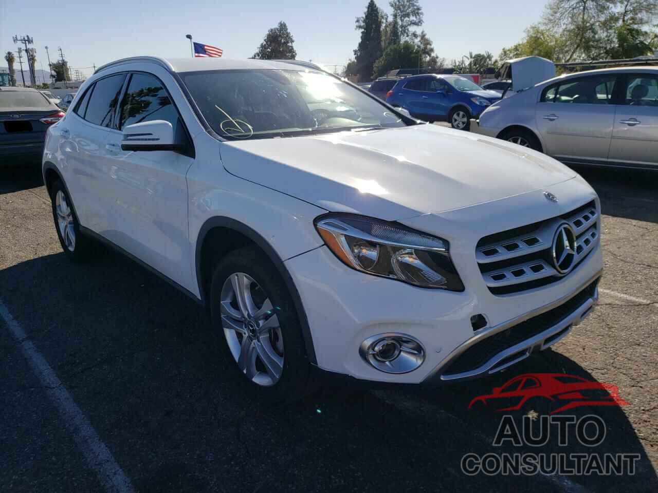 MERCEDES-BENZ GLA-CLASS 2019 - WDCTG4EB2KU015843