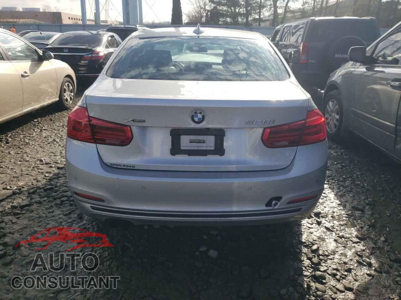 BMW 3 SERIES 2016 - WBA8E3G55GNU00864