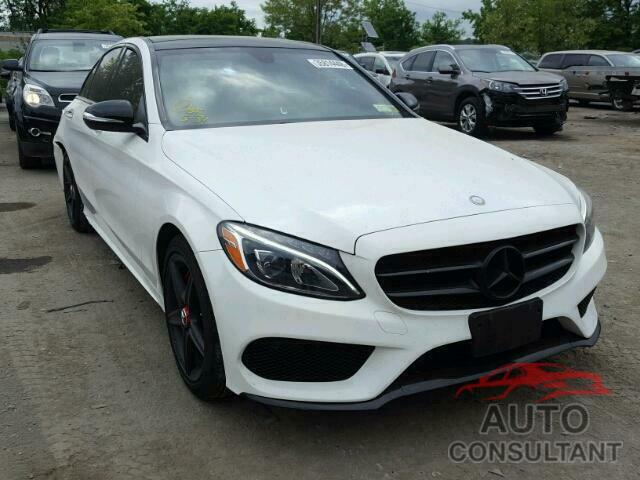 MERCEDES-BENZ C300 2015 - 55SWF4KB5FU039092