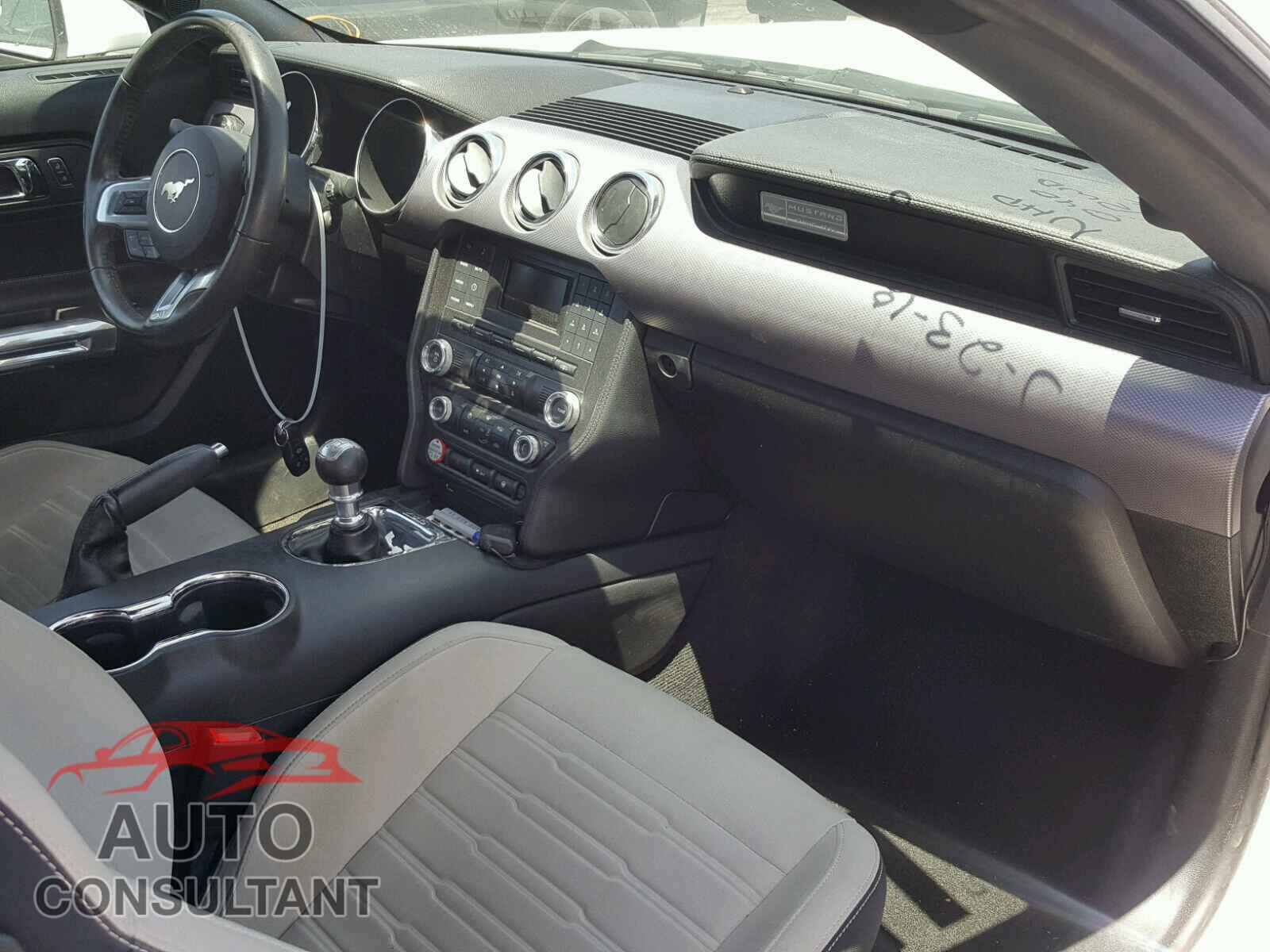 FORD MUSTANG 2015 - 1FA6P8TH3F5434789