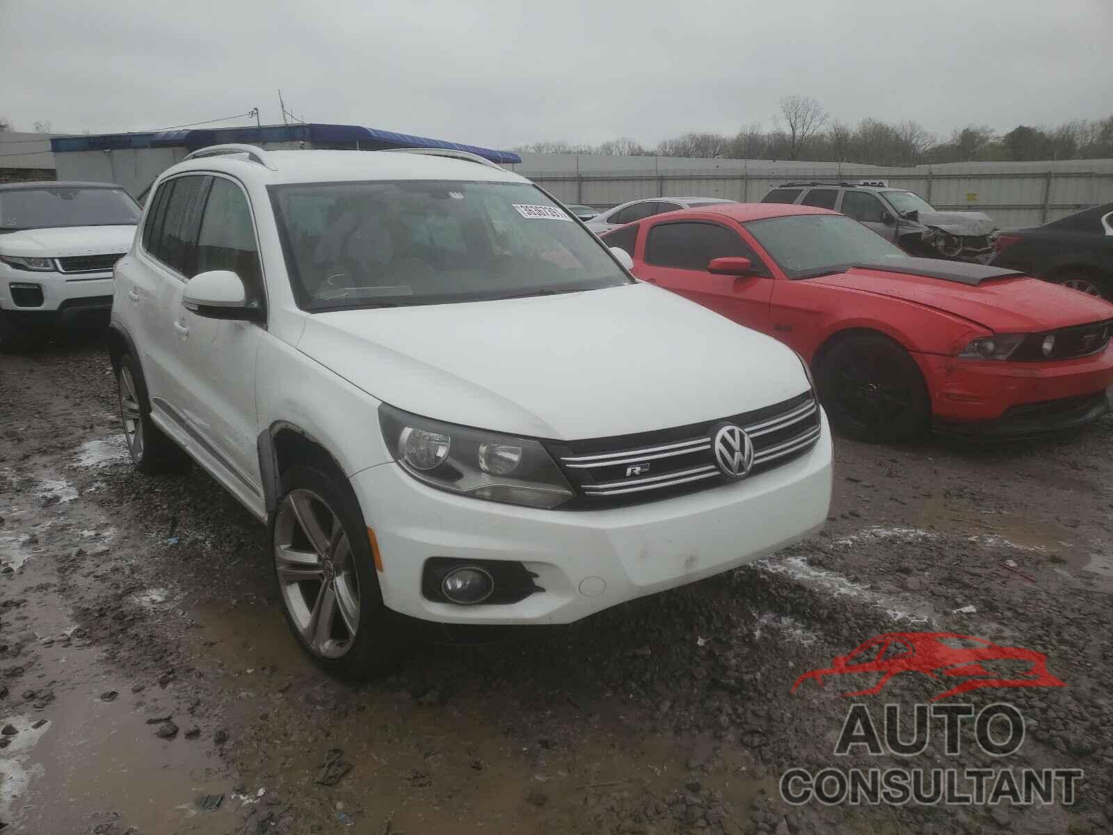 VOLKSWAGEN TIGUAN 2016 - WVGAV7AX1GW053772