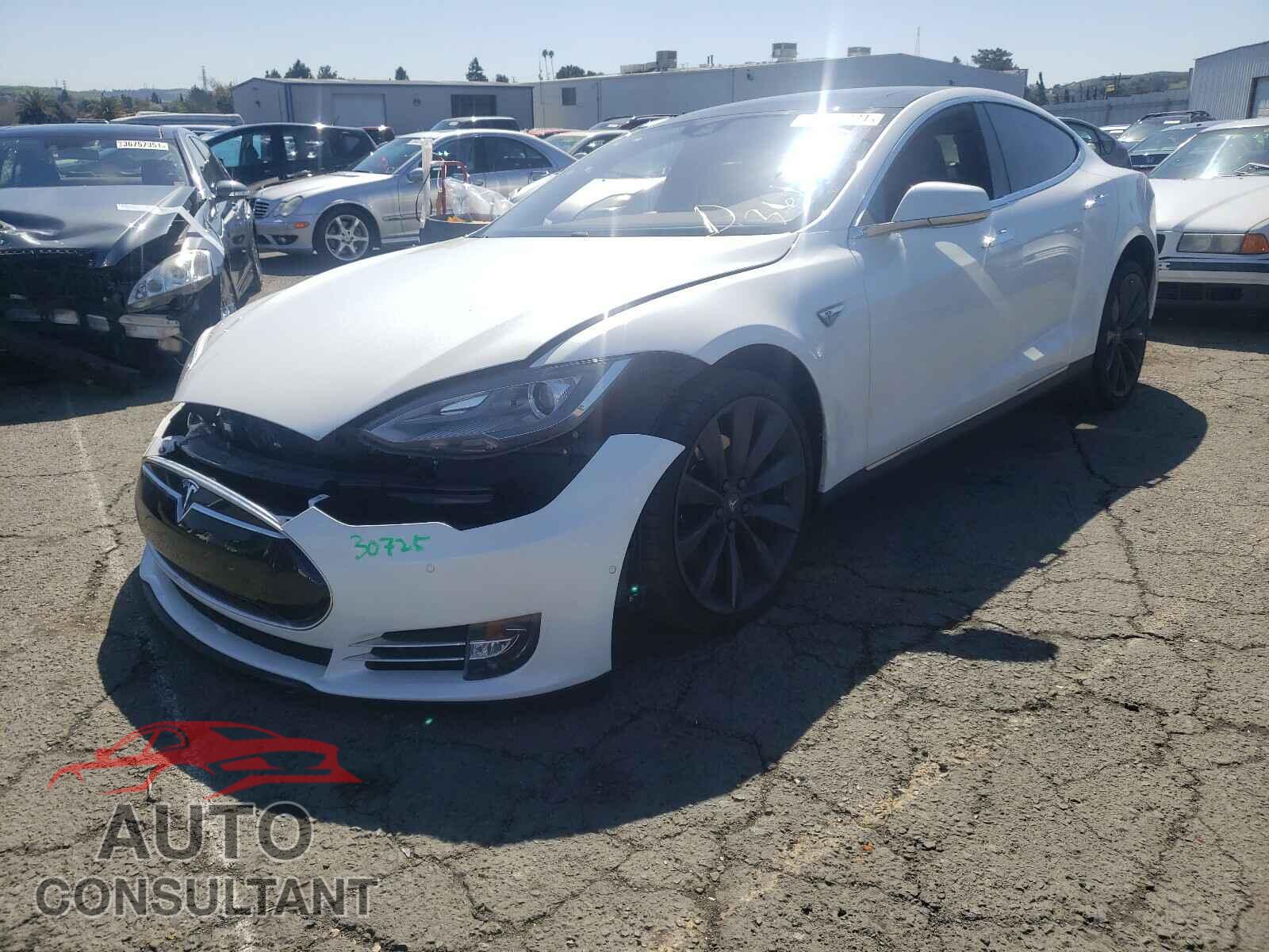 TESLA MODEL S 2016 - 5YJSA1E20GF134749