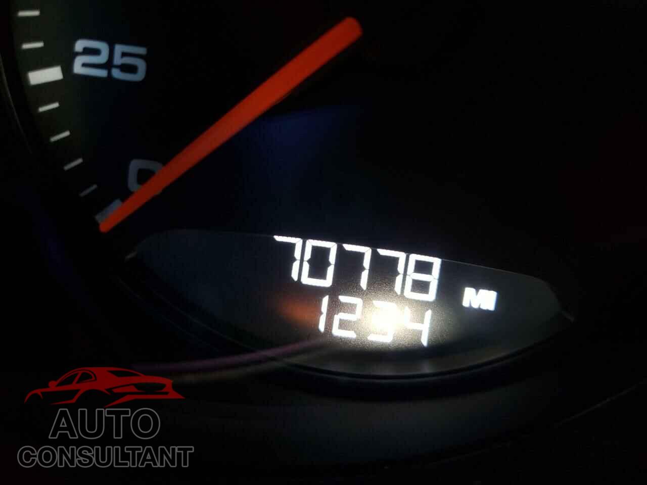 PORSCHE MACAN 2017 - WP1AA2A5XHLB09047