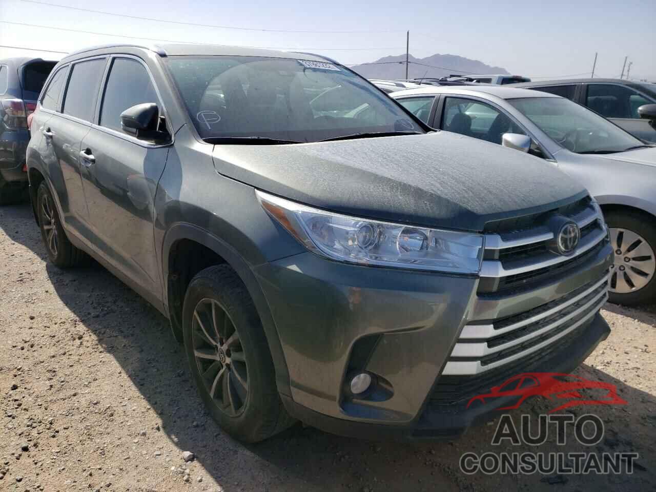 TOYOTA HIGHLANDER 2019 - 5TDJZRFH4KS945416