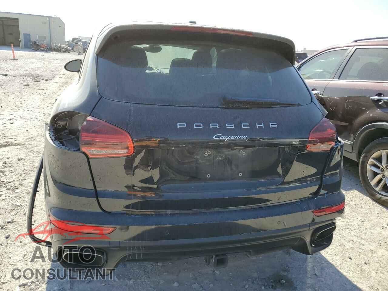 PORSCHE CAYENNE 2017 - WP1AA2A26HKA80285