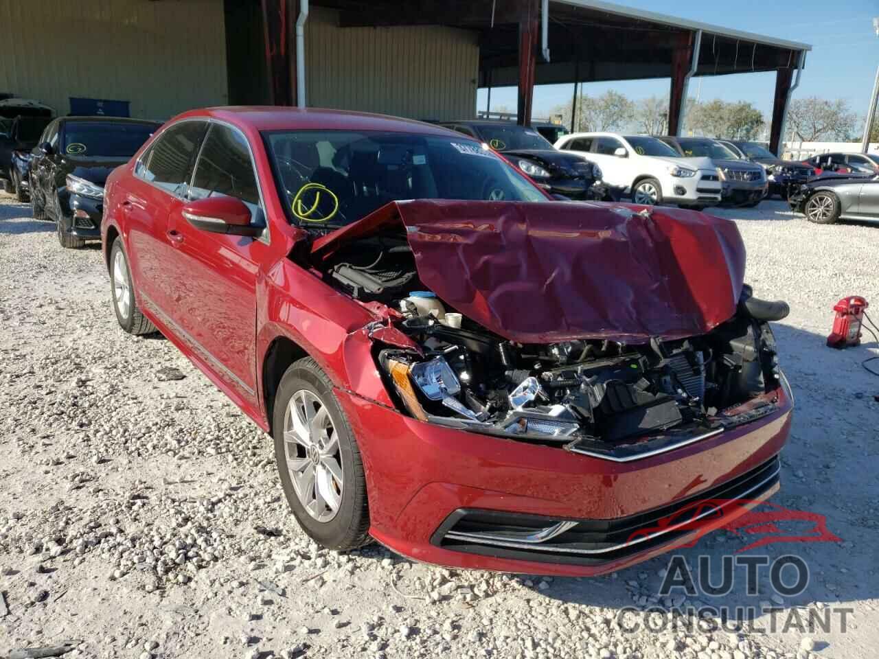 VOLKSWAGEN PASSAT 2017 - 1VWAT7A36HC083776