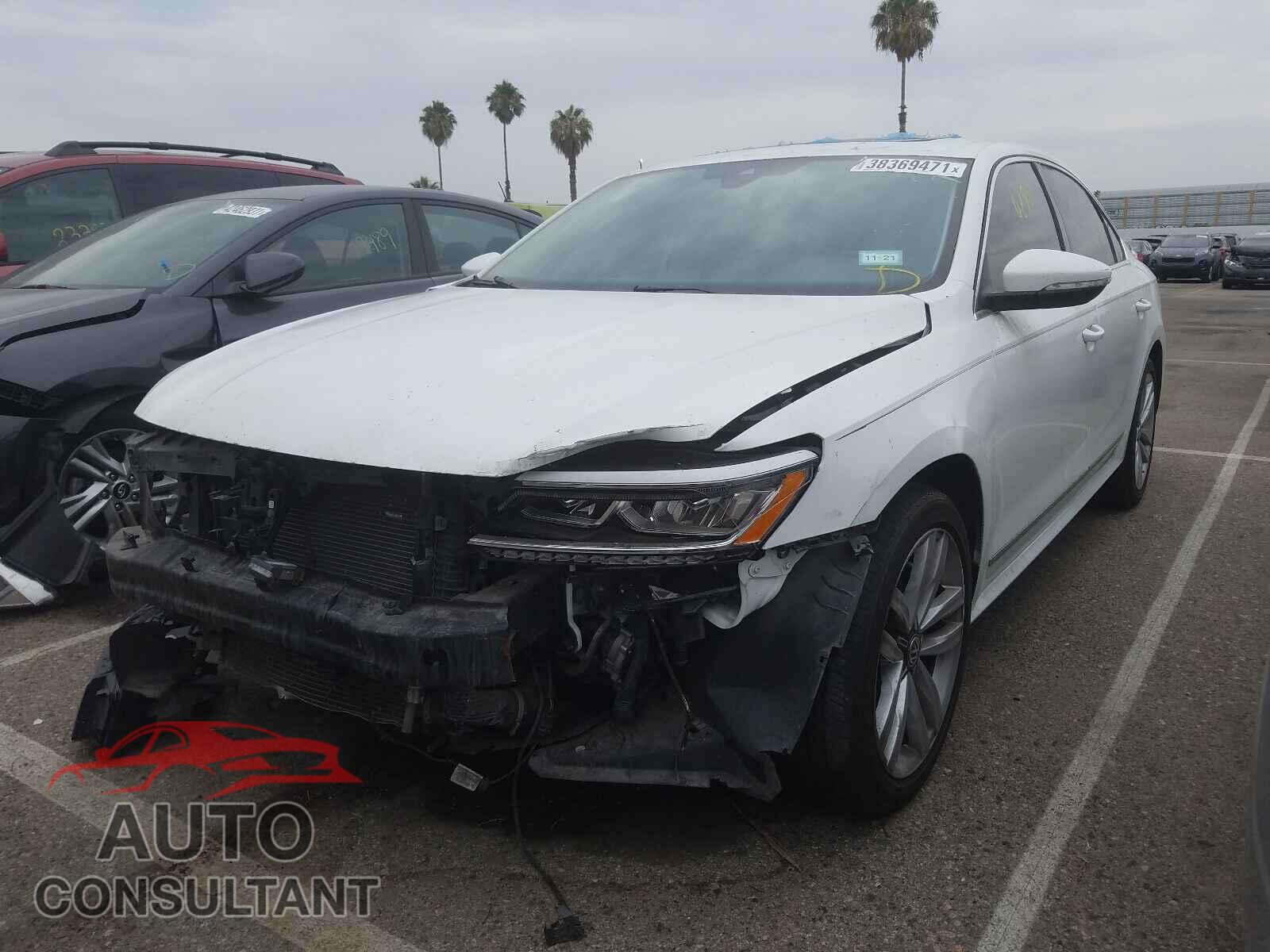 VOLKSWAGEN PASSAT 2017 - 1VWCT7A38HC056930