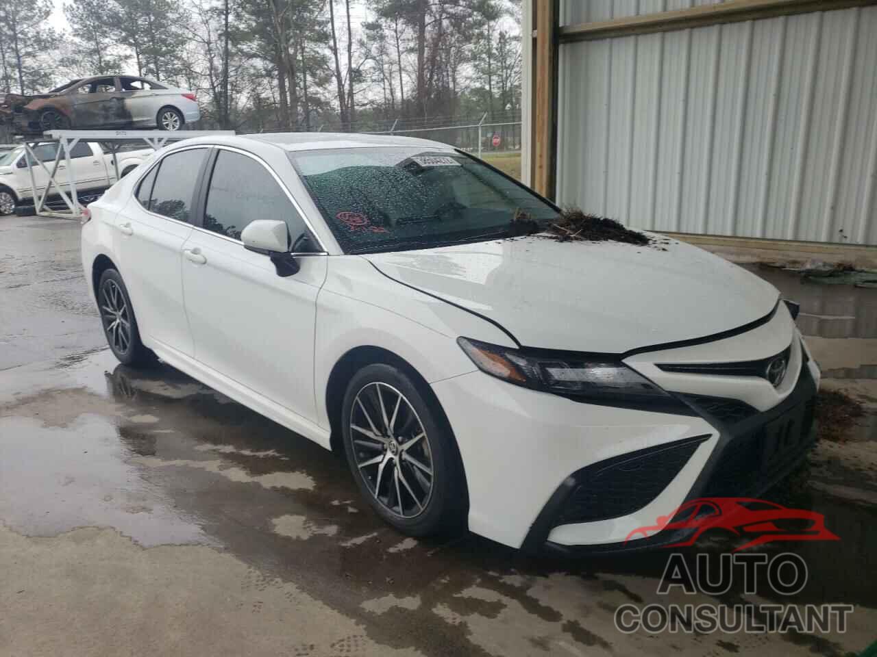 TOYOTA CAMRY 2021 - 4T1G11AK5MU567106