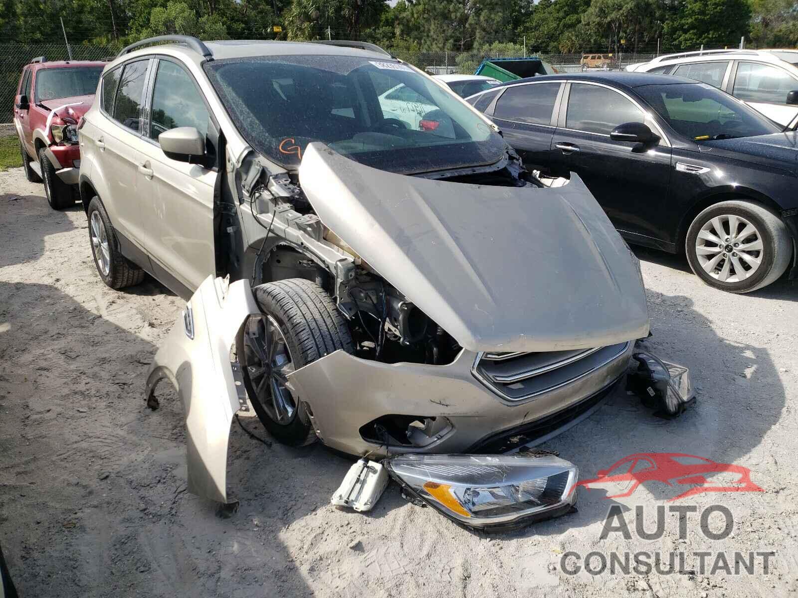 FORD ESCAPE 2018 - 1FMCU0GD6JUC37284
