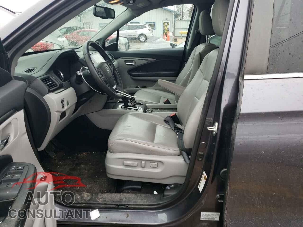 HONDA PILOT 2017 - 5FNYF6H57HB043042