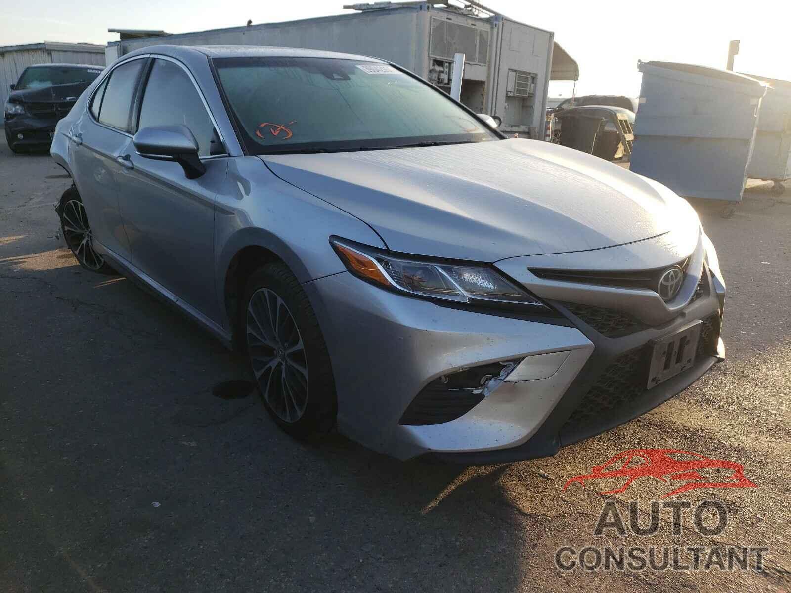 TOYOTA CAMRY 2018 - JTNB11HK3J3036438
