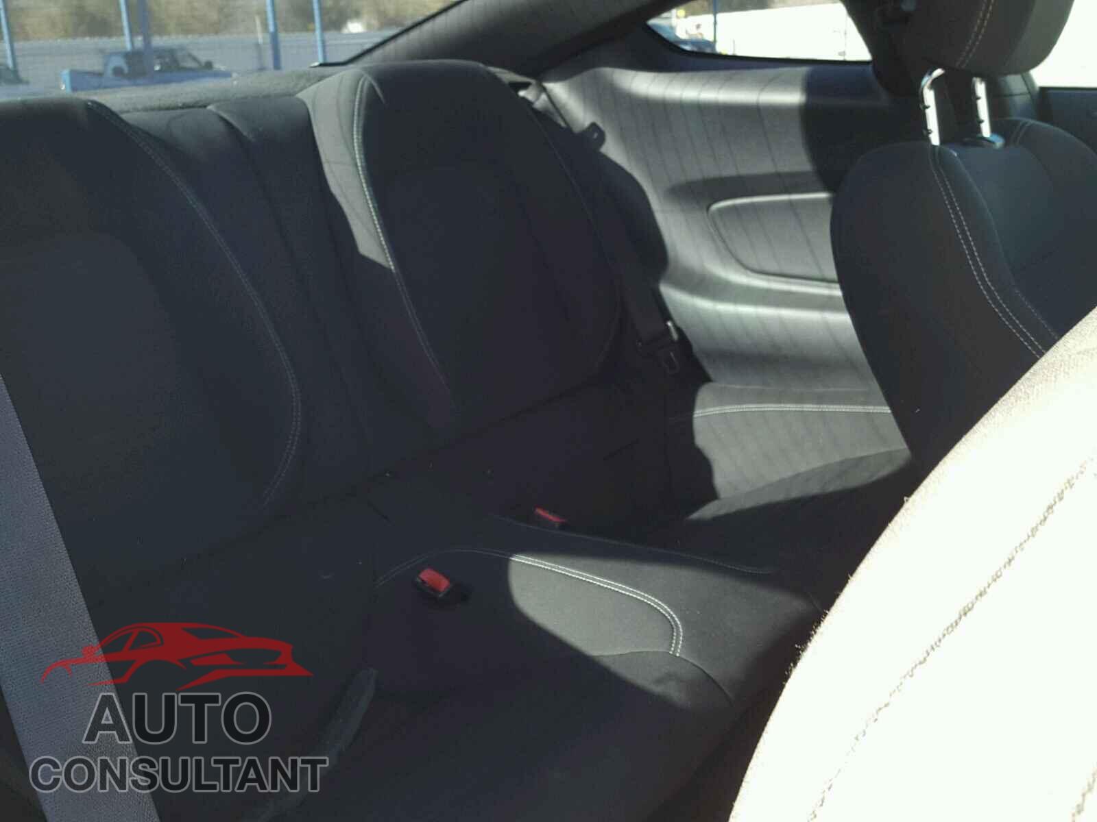 FORD MUSTANG 2017 - 1FA6P8TH9H5214995