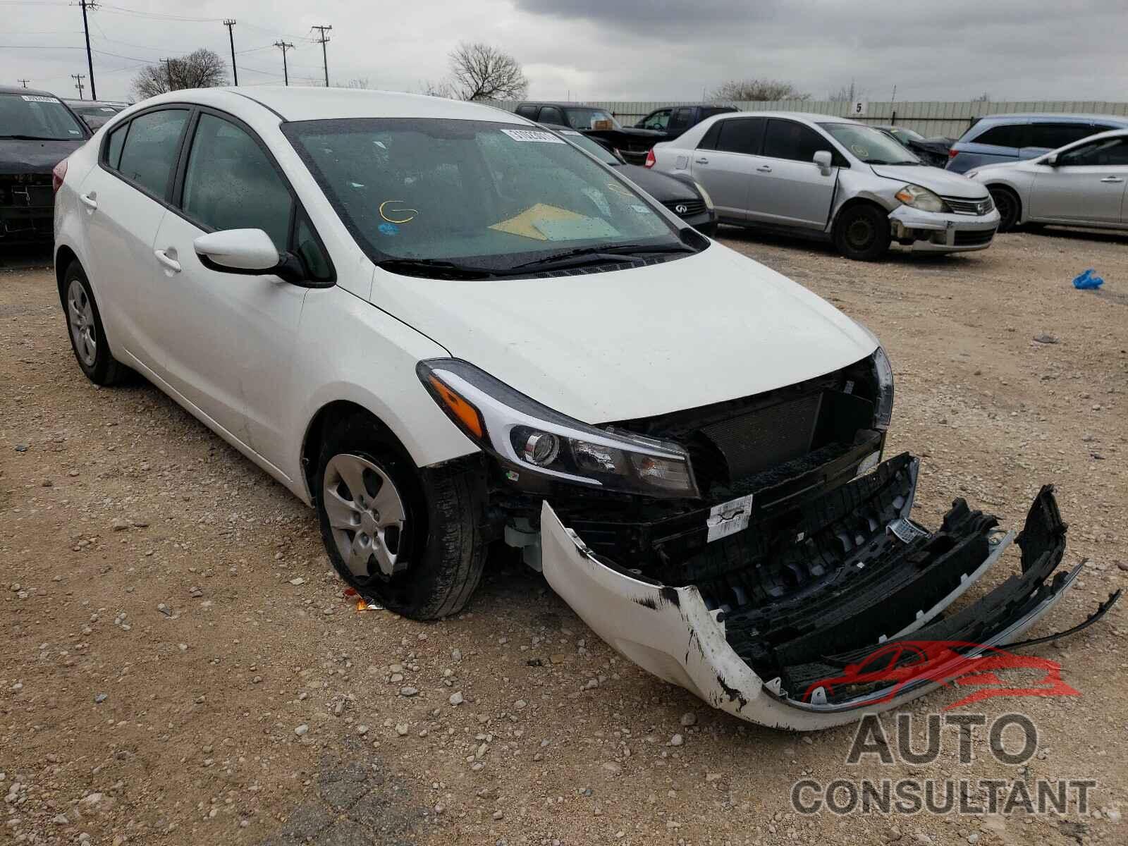 KIA FORTE 2018 - 3KPFK4A79JE228465