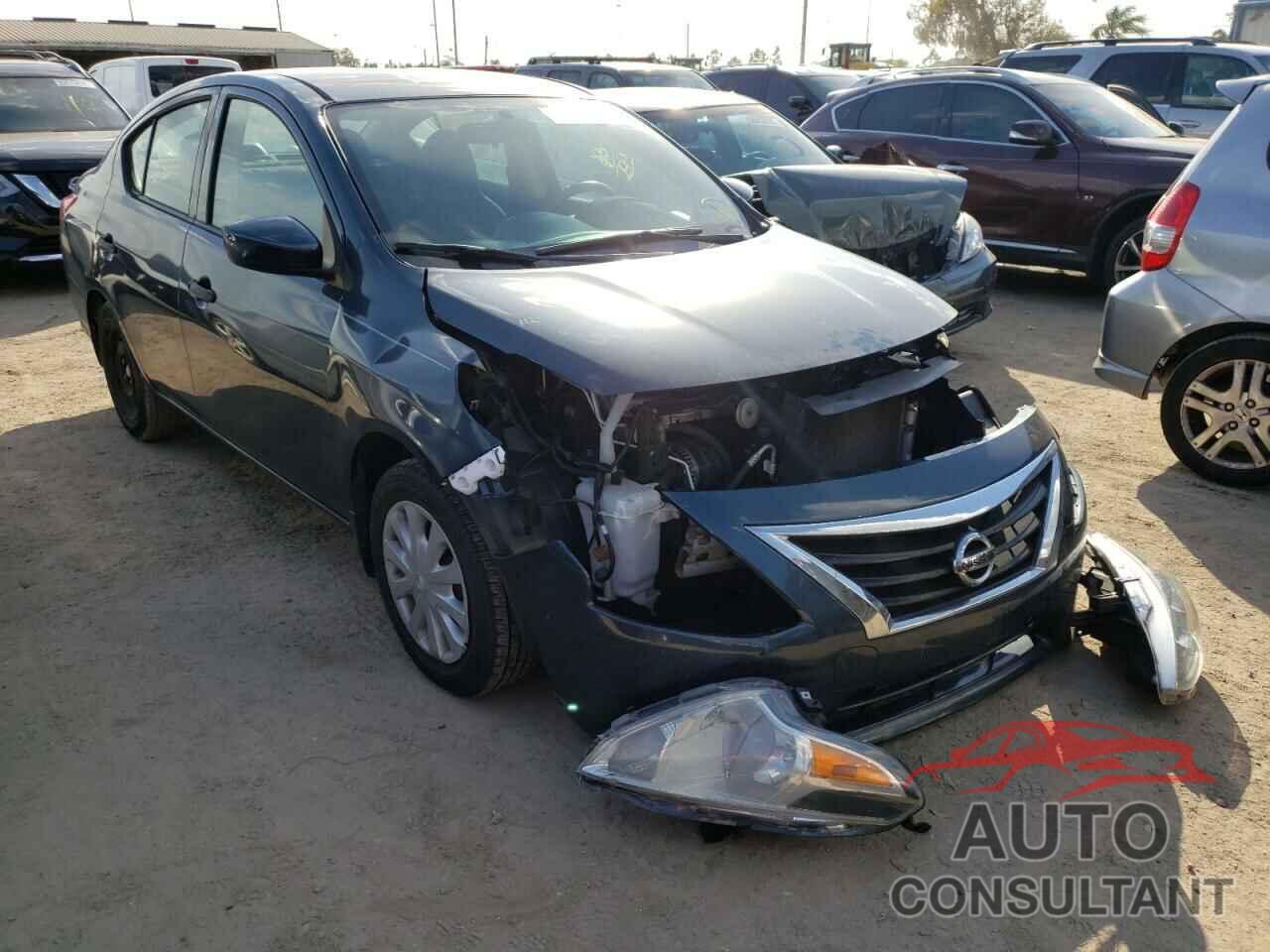 NISSAN VERSA 2017 - 3N1CN7AP2HL844948