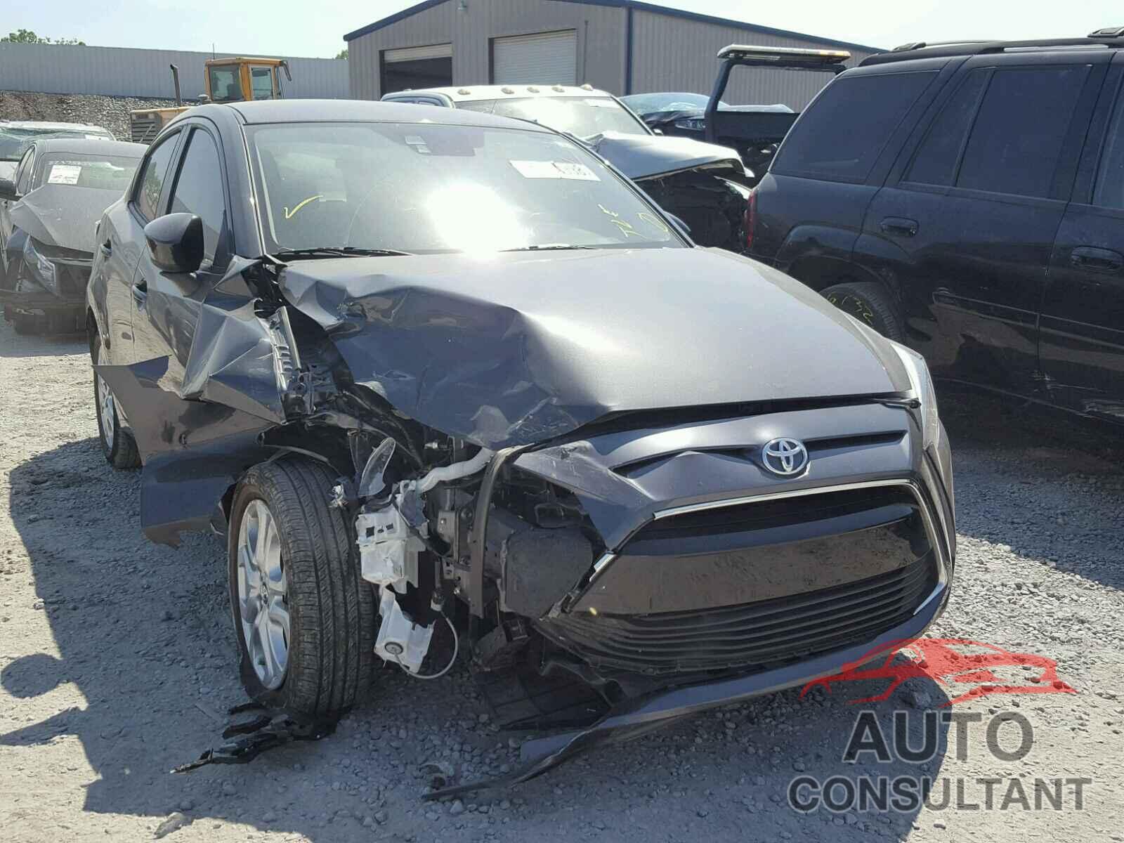 TOYOTA YARIS 2018 - 3MYDLBYV9JY304618