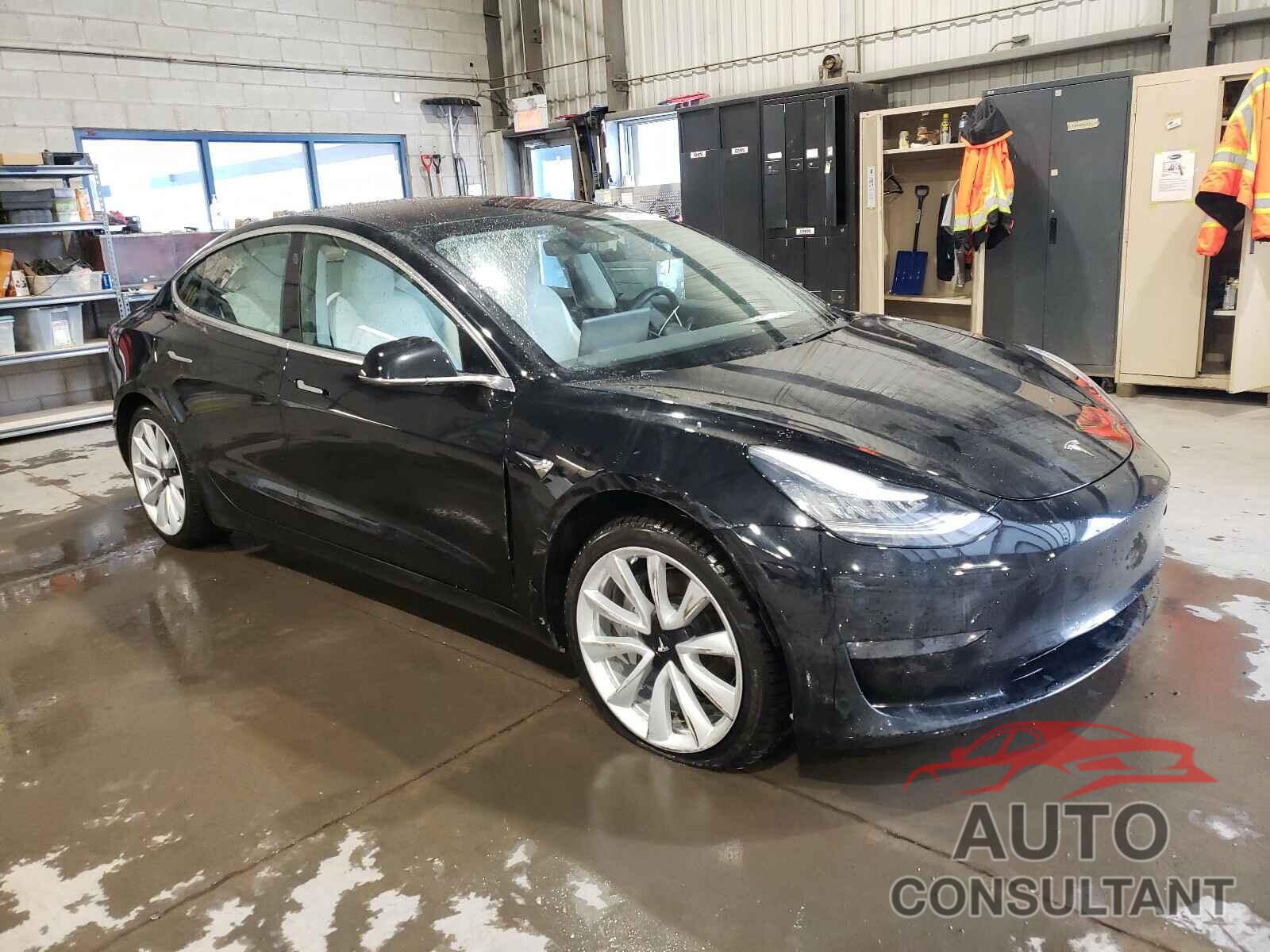 TESLA MODEL 3 2018 - 5YJ3E1EB4JF181606