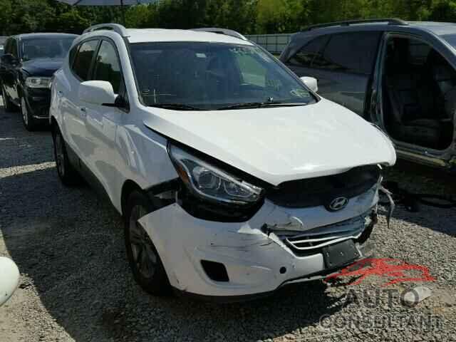 HYUNDAI TUCSON 2015 - KM8JU3AG2FU049008