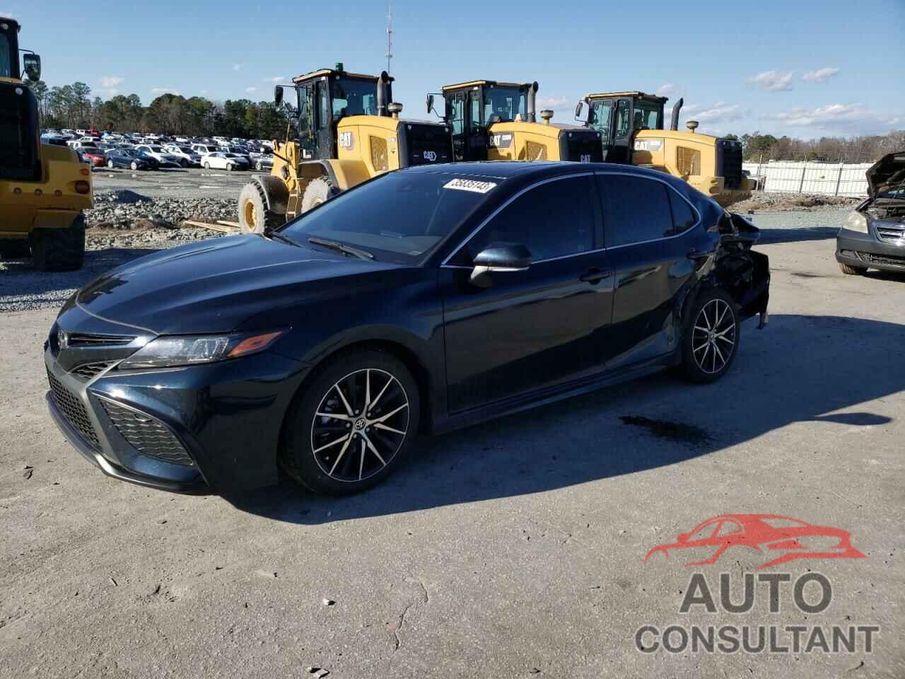 TOYOTA CAMRY 2021 - 4T1G11AK4MU603495