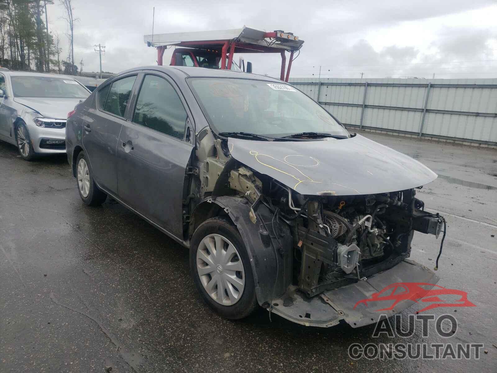 NISSAN VERSA 2018 - 3N1CN7APXJL851524