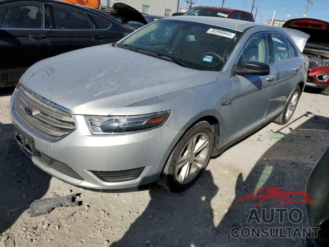 FORD TAURUS 2018 - 1FAHP2D86JG103142