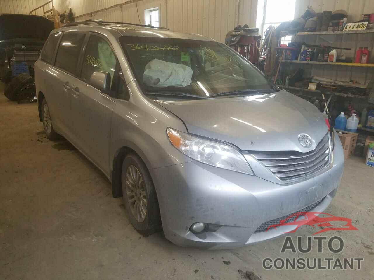 TOYOTA SIENNA 2016 - 5TDYK3DC9GS707043