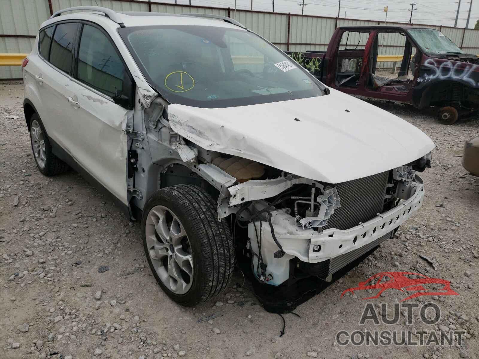FORD ESCAPE 2016 - 1FMCU0J98GUA52456