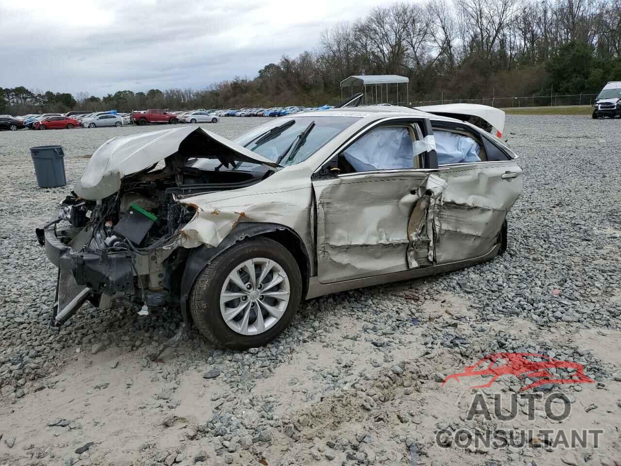 TOYOTA CAMRY 2016 - 4T4BF1FK4GR573994