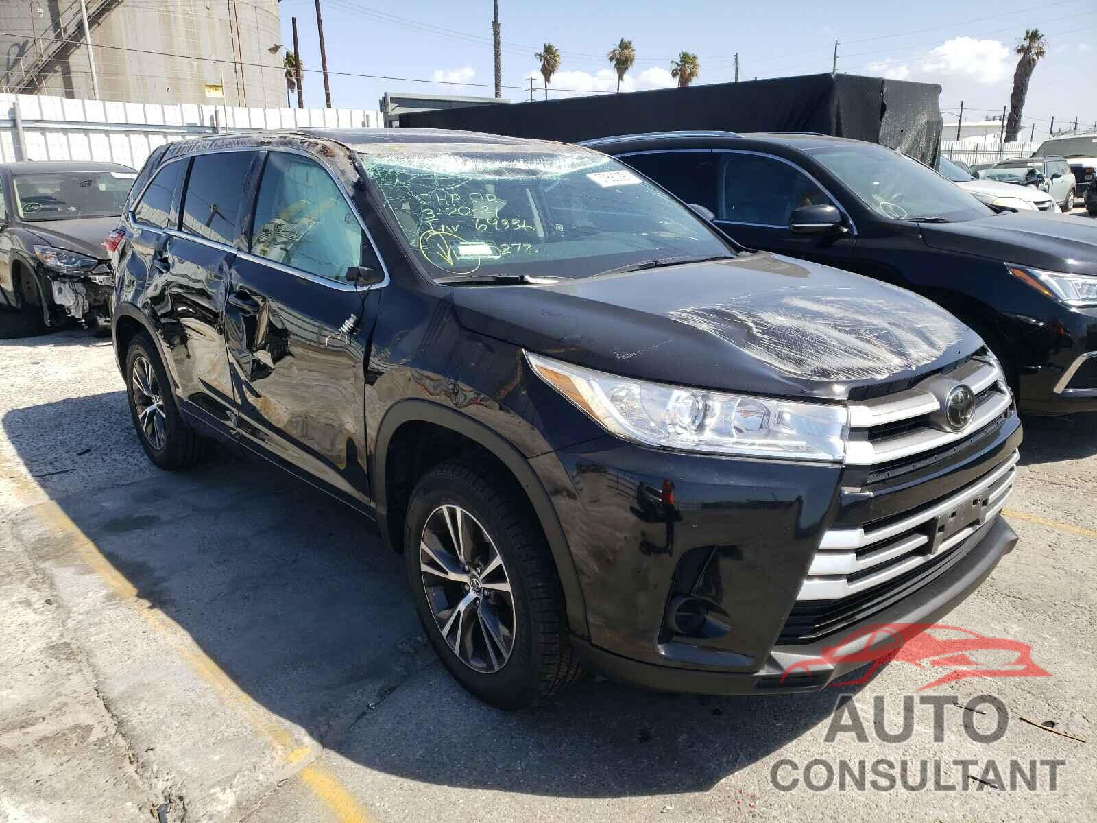 TOYOTA HIGHLANDER 2017 - 5TDZARFH7HS030272