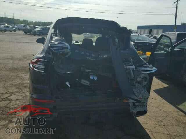 PORSCHE CAYENNE 2015 - WP1AF2A20FLA44567
