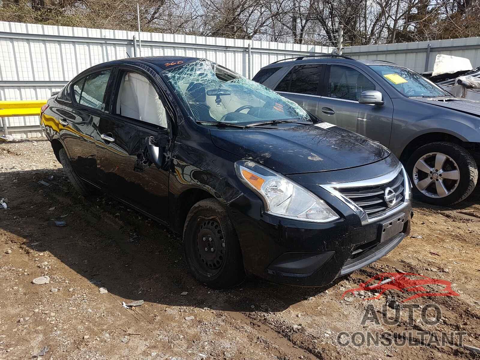 NISSAN VERSA 2019 - 3N1CN7AP0KL842543