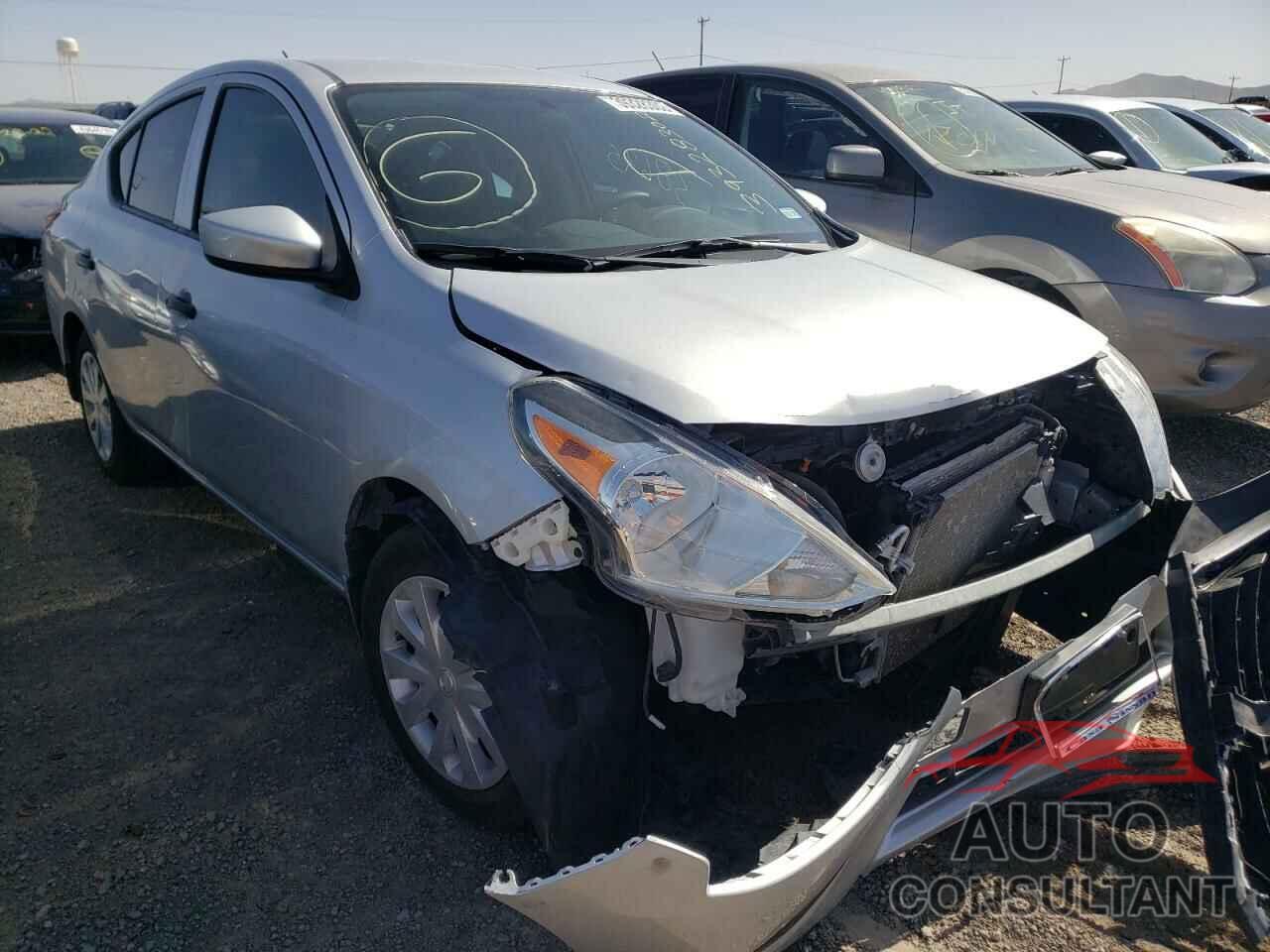 NISSAN VERSA 2017 - 3N1CN7AP7HL888556
