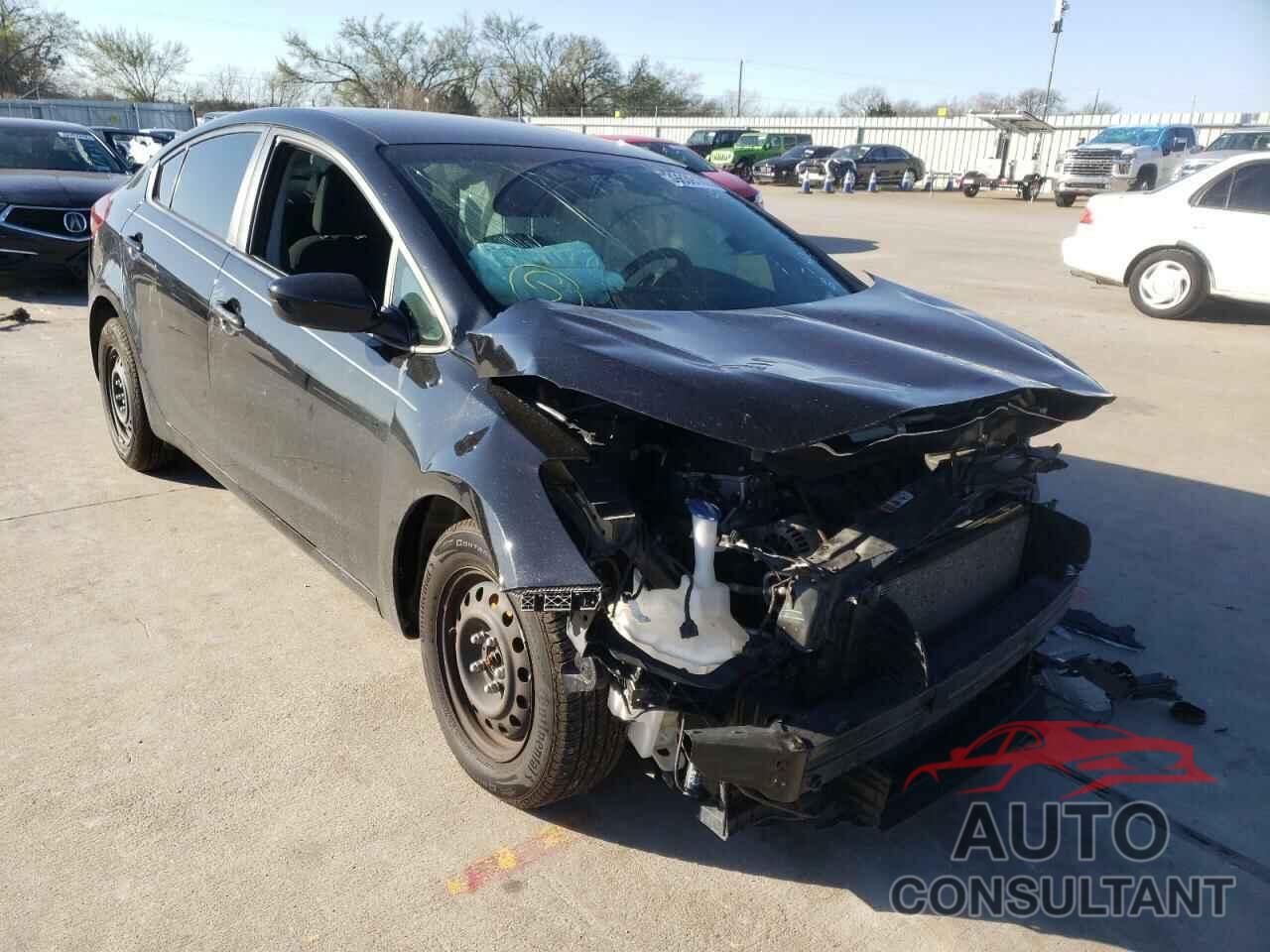 KIA FORTE 2018 - 3KPFL4A75JE212776