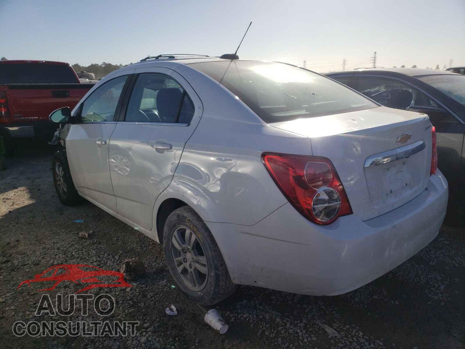 CHEVROLET SONIC 2016 - 1G1JC5SH3G4117014