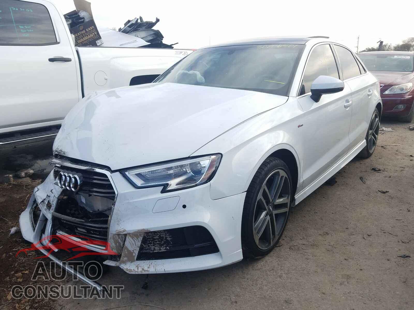 AUDI A3 2017 - WAUGUGFF7H1043762