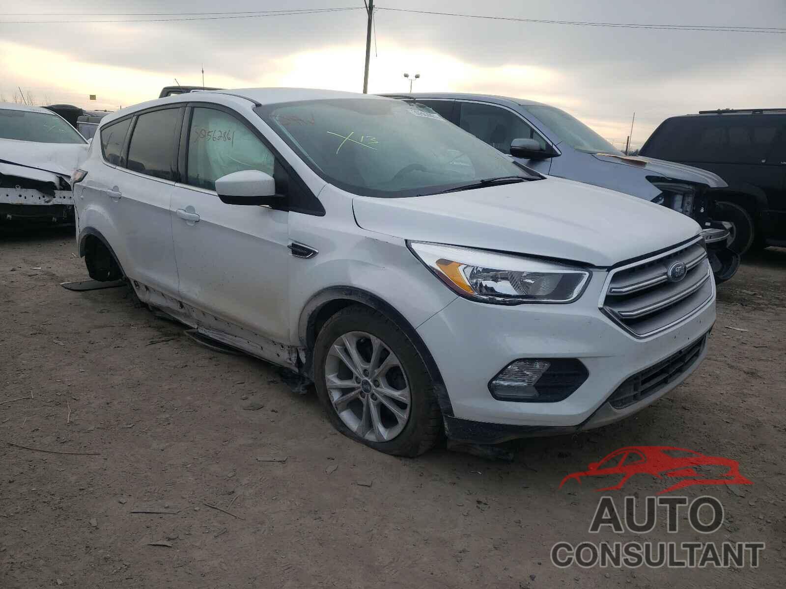 FORD ESCAPE 2017 - 1FMCU0GD3HUA40339