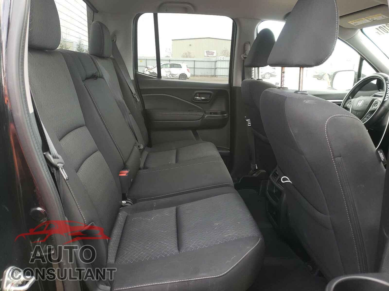 HONDA RIDGELINE 2017 - 5FPYK2F12HB007030
